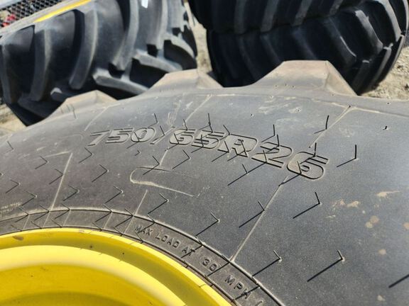 2022 John Deere 650/38 750/2 Tires