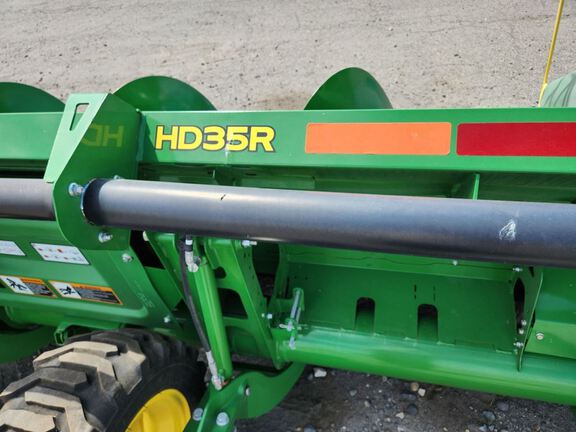 2023 John Deere HD35R Header Combine