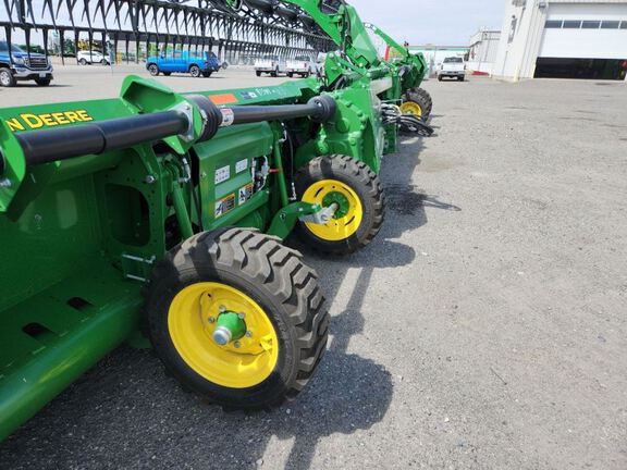 2023 John Deere HD35R Header Combine