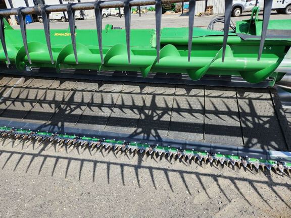 2023 John Deere HD35R Header Combine