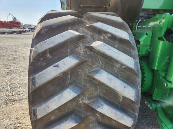 2023 John Deere 9RT 520 Tractor Rubber Track