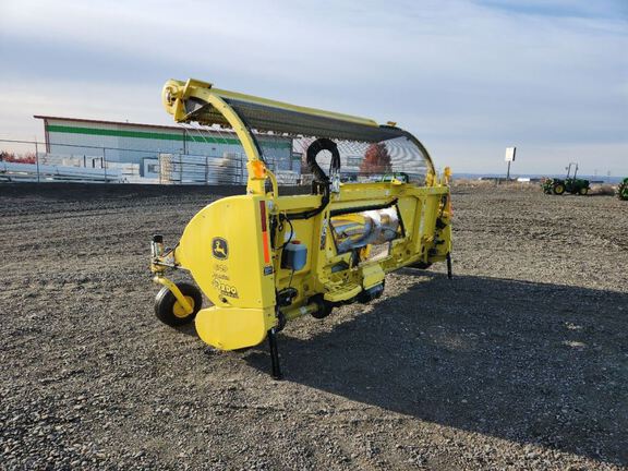 2021 John Deere 649 Header Forage