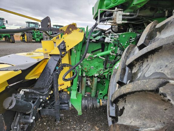 2018 John Deere 770 Header RowCrop