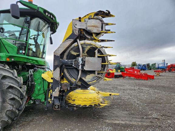 2018 John Deere 770 Header RowCrop