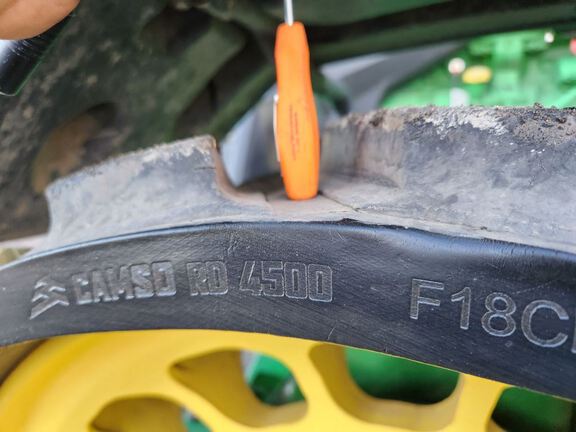 2021 John Deere 8RX 370 Tractor Rubber Track