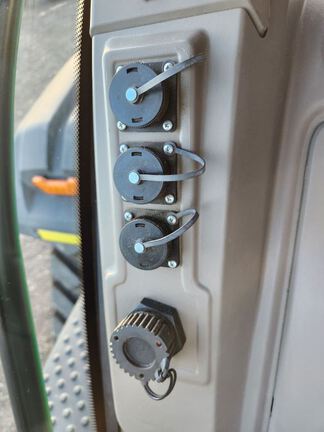 2021 John Deere 8RX 370 Tractor Rubber Track