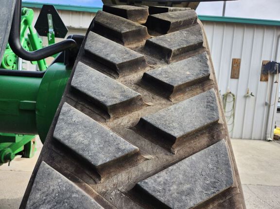 2021 John Deere 8RX 370 Tractor Rubber Track