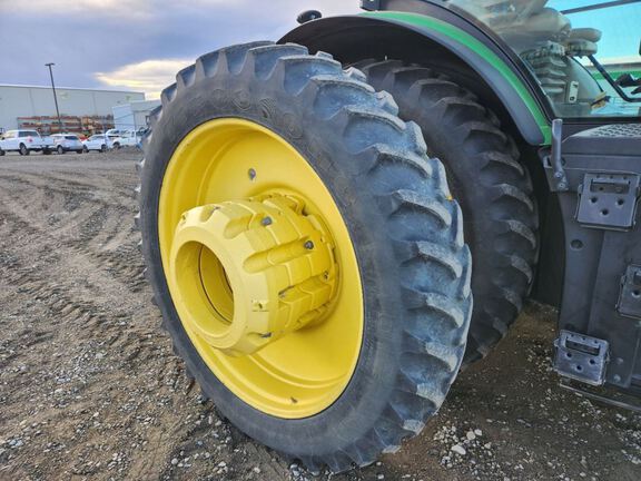 2019 John Deere 8320R Tractor