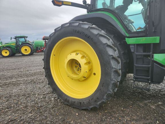 2023 John Deere 8R 340 Tractor