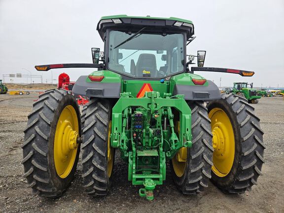 2023 John Deere 8R 340 Tractor