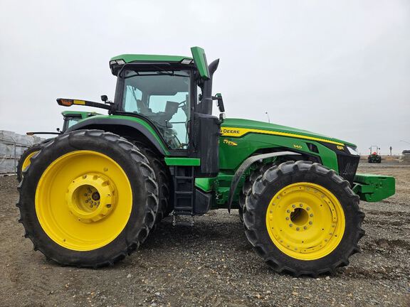 2023 John Deere 8R 340 Tractor