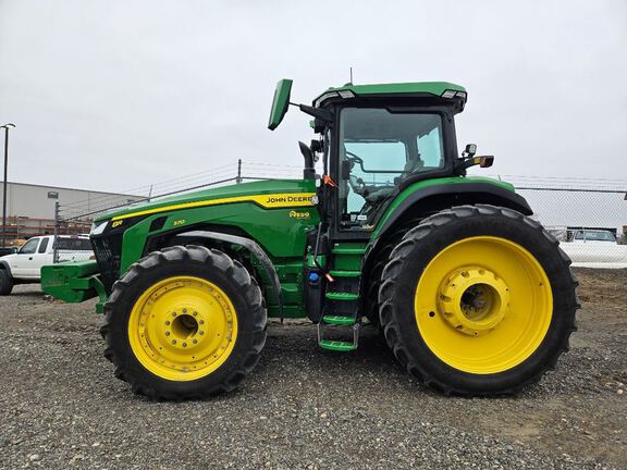 2023 John Deere 8R 370 Tractor