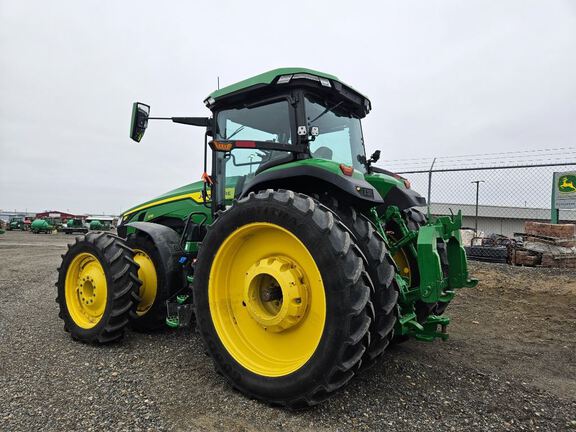 2023 John Deere 8R 370 Tractor