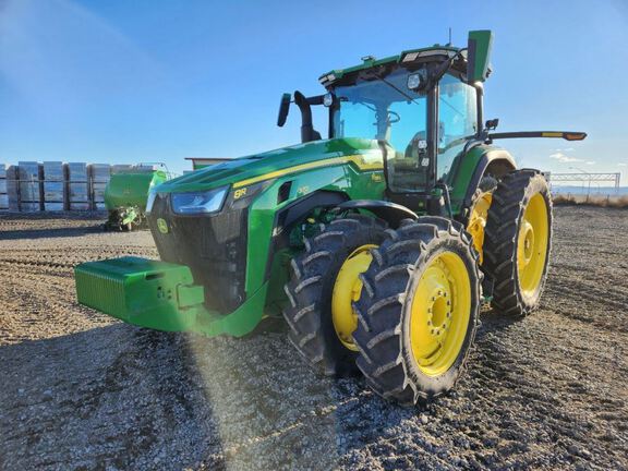 2023 John Deere 8R 370 Tractor