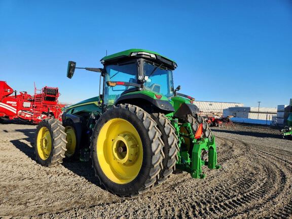 2023 John Deere 8R 370 Tractor