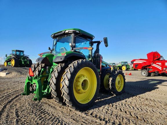 2023 John Deere 8R 370 Tractor