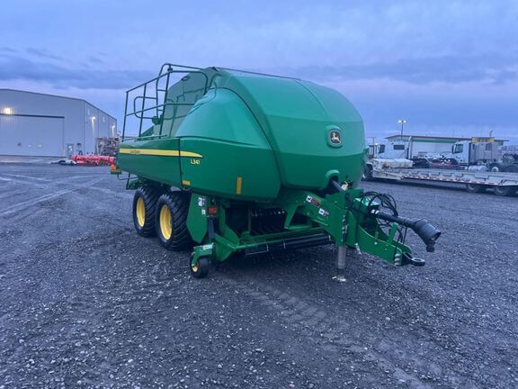 2022 John Deere L341 Baler/Round