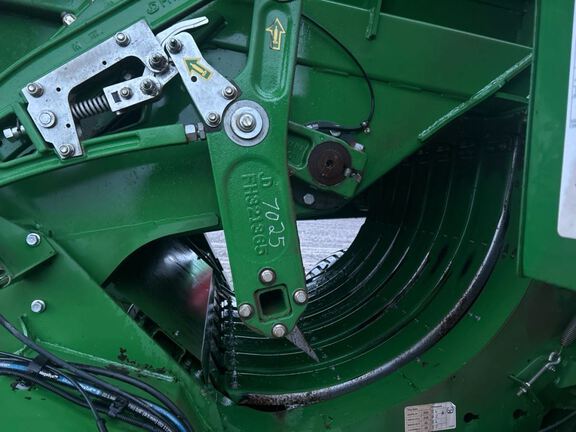 2022 John Deere L341 Baler/Round