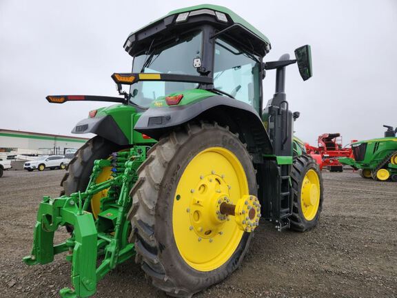 2022 John Deere 8R 340 Tractor