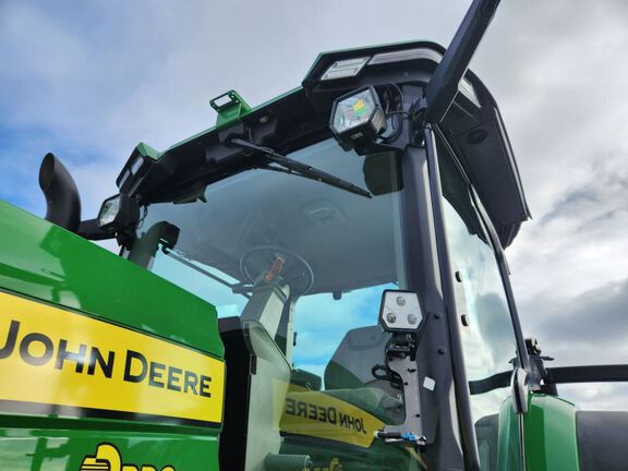 2023 John Deere 8R 340 Tractor