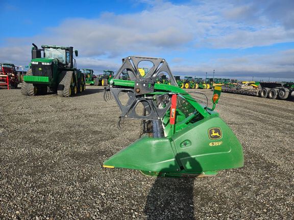 2019 John Deere 635F Header Combine