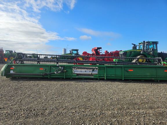 2019 John Deere 635F Header Combine