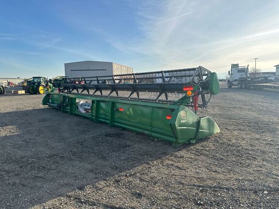 2019 John Deere 635F Header Combine