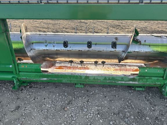 2019 John Deere 635F Header Combine