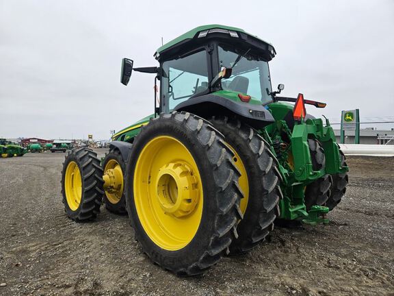 2023 John Deere 8R 370 Tractor