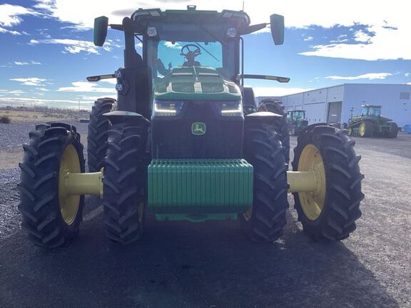 2023 John Deere 8R 370 Tractor