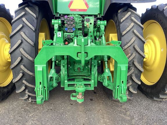 2023 John Deere 8R 370 Tractor