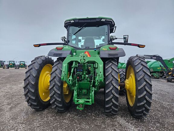 2023 John Deere 8R 370 Tractor