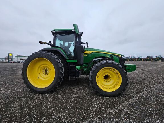 2023 John Deere 8R 370 Tractor