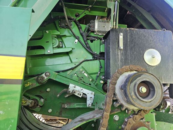 2022 John Deere L341 Baler/Big Square