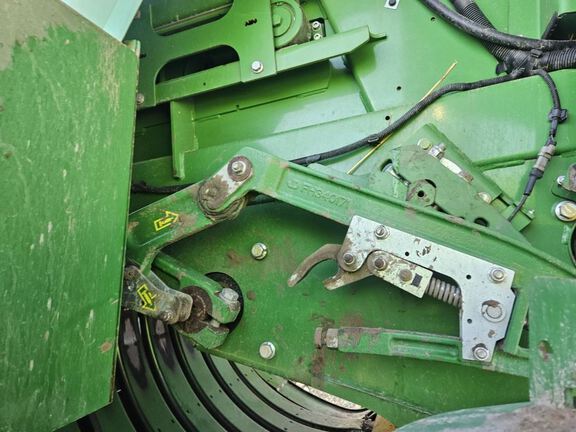 2022 John Deere L341 Baler/Big Square