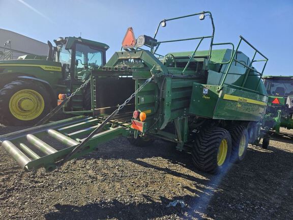 2021 John Deere L341 Baler/Big Square