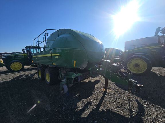 2021 John Deere L341 Baler/Big Square