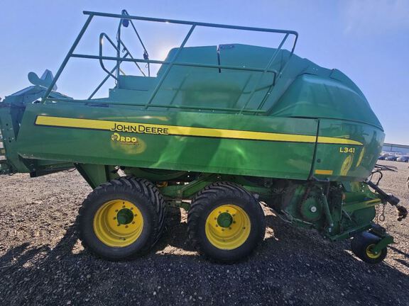 2021 John Deere L341 Baler/Big Square