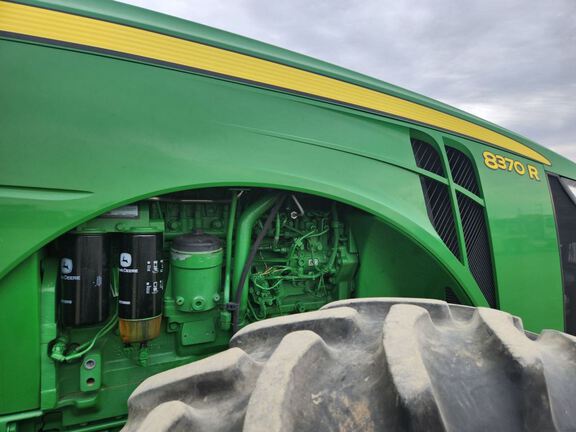 2020 John Deere 8370R Tractor