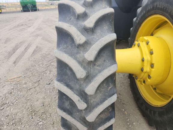 2020 John Deere 8370R Tractor