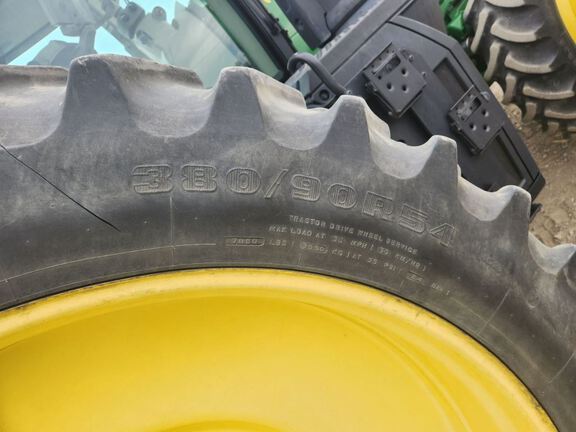 2020 John Deere 8370R Tractor