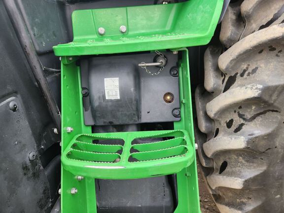 2020 John Deere 8370R Tractor