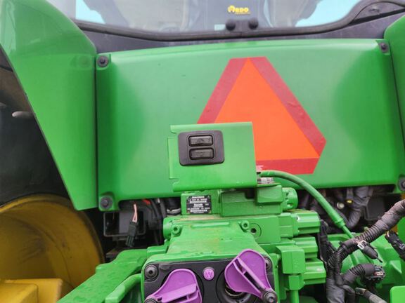 2020 John Deere 8370R Tractor