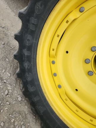 2020 John Deere 8370R Tractor