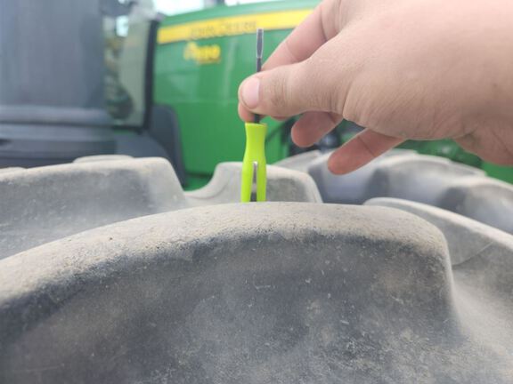 2020 John Deere 8370R Tractor