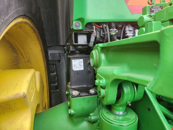 2020 John Deere 8370R Tractor