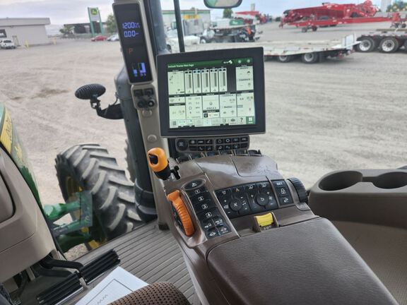 2020 John Deere 8370R Tractor