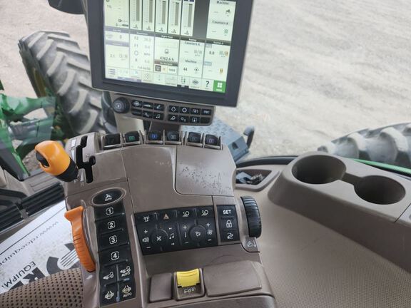 2020 John Deere 8370R Tractor