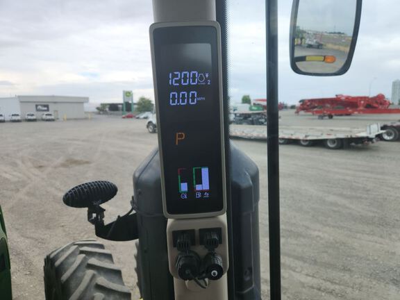 2020 John Deere 8370R Tractor