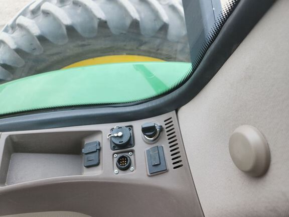 2020 John Deere 8370R Tractor